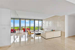 1000 Venetian Way APT 1103, Miami Beach, FL 33139, Sold 10/29/24