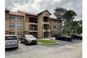 100 SW 117th Terrace, Pembroke Pines, FL 33025, Sold 10/03/24
