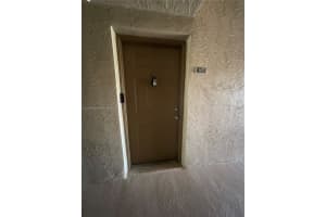 100 SW 117th Terrace, Pembroke Pines, FL 33025, Sold 10/03/24