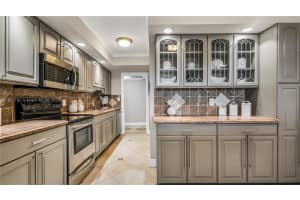 3500 Galt Ocean Dr, Fort Lauderdale, FL 33308, Sold 09/05/24
