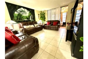 2831 Somerset Dr APT 206, Lauderdale Lakes, FL 33311, - MLS#A11621833