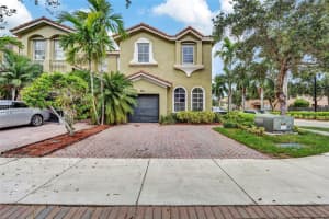 2447 SE 14th St, Homestead, FL 33035, Sold 08/16/24