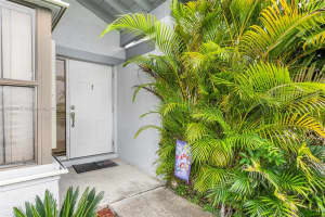 6604 SW 152nd Pl, Miami, FL 33193, Sold 10/08/24