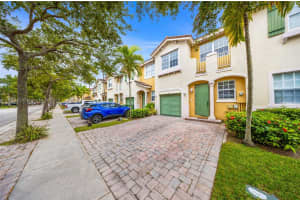 624 NE 21st Ave, Homestead, FL 33033, Sold 09/25/24