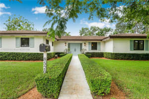 8520 SW 160th St, Palmetto Bay, FL 33157, Sold 10/10/24