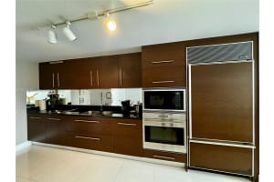 485 Brickell Ave APT 2011, Miami, FL 33131, Sold 04/25/25
