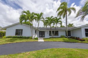 8955 SW 88th St, Miami, FL 33176, Sold 10/08/24