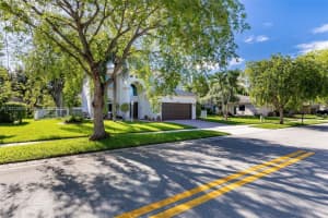 1137 NW 133rd Ave, Pembroke Pines, FL 33028, Sold 11/26/24