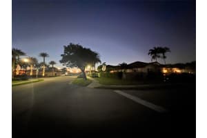 11922 SW 154th Path, Miami, FL 33196, - MLS#A11622502