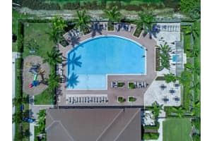 670 NE 207th St, Miami, FL 33179, Sold 09/23/24
