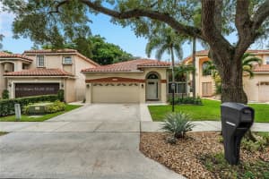 10814 Limeberry Dr, Hollywood, FL 33026, Sold 08/19/24