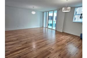 31 SE 5th St APT 811, Miami, FL 33131, Sold 03/19/25