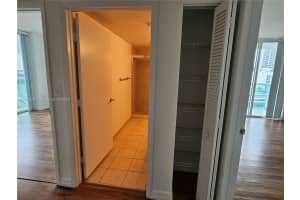 31 SE 5th St APT 811, Miami, FL 33131, Sold 03/19/25