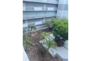 8251 Nw 8th St 418 Miami, FL 33126 - MLS#A11622679