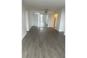 8251 Nw 8th St 418 Miami, FL 33126 - MLS#A11622679
