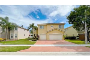 16196 SW 15th St, Pembroke Pines, FL 33027, Sold 01/03/25