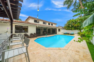 15902 Stonetower St, Davie, FL 33331, Sold 10/22/24