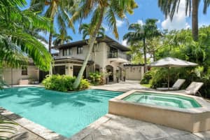5077 N Bay Rd, Miami Beach