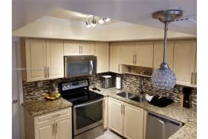 107 Heatherbrook Way #145, Hollywood, FL 33021, Sold 12/05/24