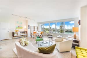 4925 Collins Ave APT 4G, Miami Beach, FL 33140, Sold 11/15/24