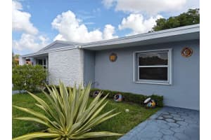 1260 W 62nd St, Hialeah, FL 33012, Sold 12/04/24