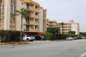 1750 W 46th St APT 433, Hialeah, FL 33012, Sold 11/20/24