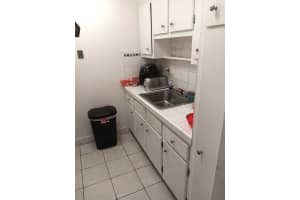 101 NW 204th St APT 5, Miami Gardens, FL 33169, Sold 09/06/24