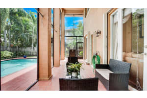 15813 SW 99th St, Miami, FL 33196, Sold 09/03/24