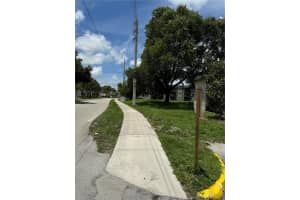 7801 N Colony Cir, Tamarac, FL 33321, Sold 09/16/24