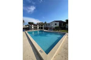 9423 Fontainebleau Blvd, Miami, FL 33172, Sold 08/16/24