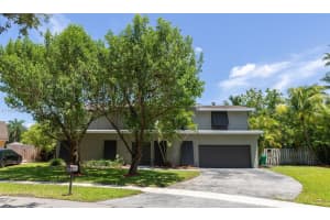 10100 SW 53rd Ct, Cooper City, FL 33328, Sold 09/09/24