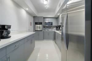 4001 S Ocean Dr APT 16P, Hollywood, FL 33019, Sold 10/23/24