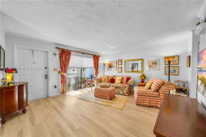 4520 SW 68th Ct Cir, Miami, FL 33155, Sold 10/02/24
