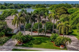 10303 SW 26th St, Davie, FL 33324, Sold 05/30/25