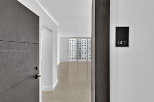 2801 NE 183rd St, Aventura, FL 33160, Sold 03/04/25