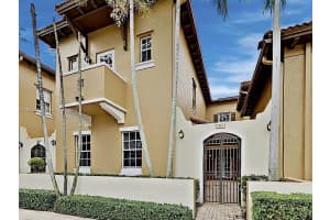 846 SW 146th Terrace, Pembroke Pines, FL 33027, Sold 01/15/25