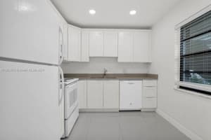 136 Cypress Rd, Pompano Beach, FL 33060, Sold 08/29/24