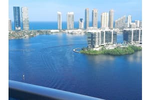 3330 Ne 190th St Mph15, Aventura