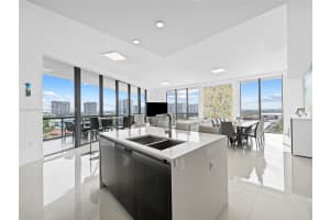 3250 NE 188th St APT 901, Aventura, FL 33180, Sold 06/06/25