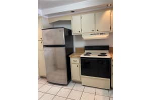 11219 SW 88th St, Miami, FL 33173, Sold 08/27/24