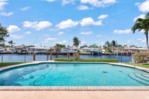 321 SE 4th St, Pompano Beach, FL 33060, Sold 02/21/25