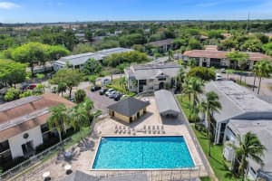 925 NE 199th St APT 102, Miami, FL 33179, Sold 09/25/24