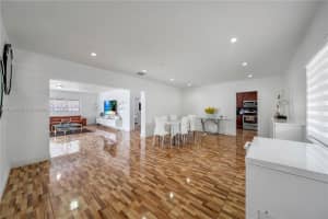 11112 NW 59th Pl, Hialeah, FL 33012, Sold 11/05/24