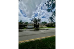 5245 NW 70th Ave, Lauderhill, FL 33319, Sold 09/09/24