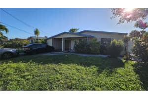 890 NW 35th Ave, Fort Lauderdale, FL 33311, - MLS#A11624377