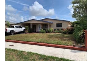 890 NW 35th Ave, Fort Lauderdale, FL 33311, - MLS#A11624377