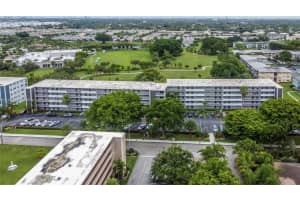 4800 Hillcrest Ln, Hollywood, FL 33021, Sold 12/20/24
