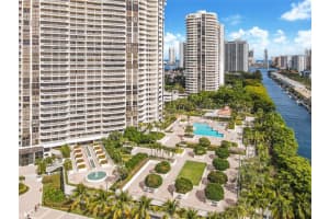1000 W Island Blvd #2810, Aventura, FL 33160, Sold 12/18/24