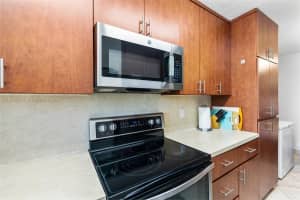 300 Layne Blvd APT 207, Hallandale Beach, FL 33009, Sold 10/04/24