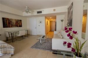 Opera Tower, 1750 N Bayshore Dr APT 1908, Miami, FL 33132, Sold 12/10/24